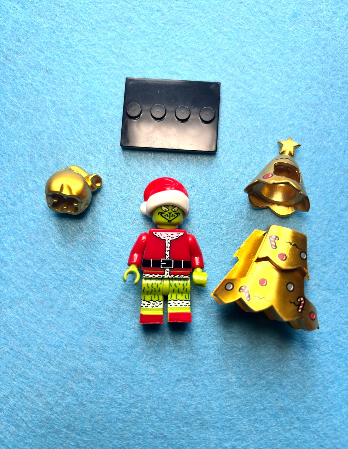 Grinch Minifigure
